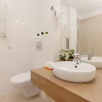 Appartement Jerozolimskie 216 With Parking By Renters Warschau