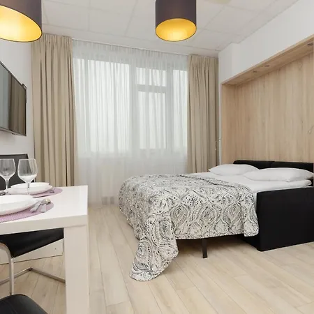 Jerozolimskie 216 With Parking By Renters Appartamento