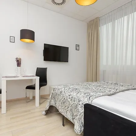 Appartement Jerozolimskie 216 With Parking By Renters