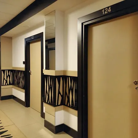 Jerozolimskie 216 With Parking By Renters